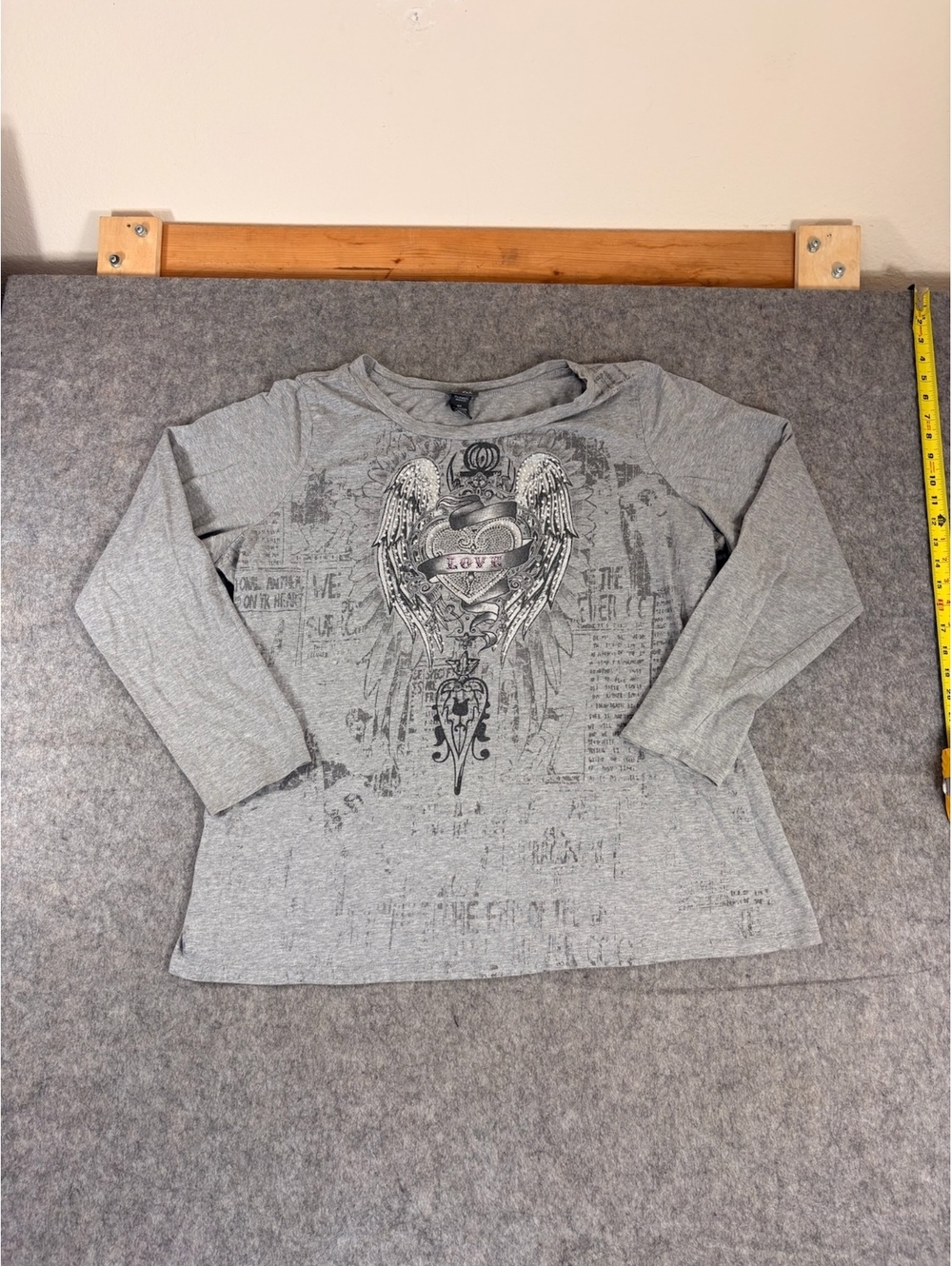 Y2K Dots gray winged Love graphic long sleeve top size 2XL